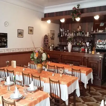 Du Viscos Hotel *